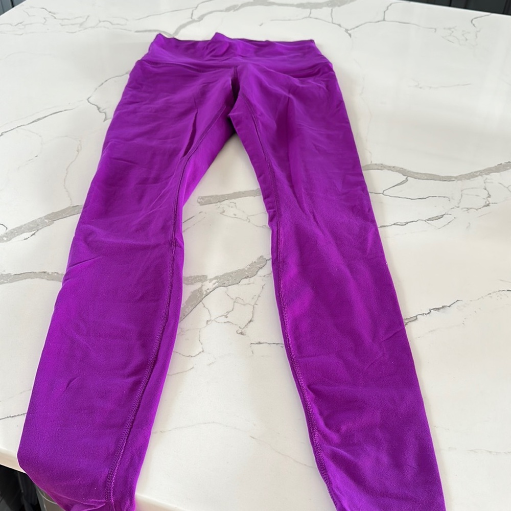 Lululemon.  Purple leggings. EUC.